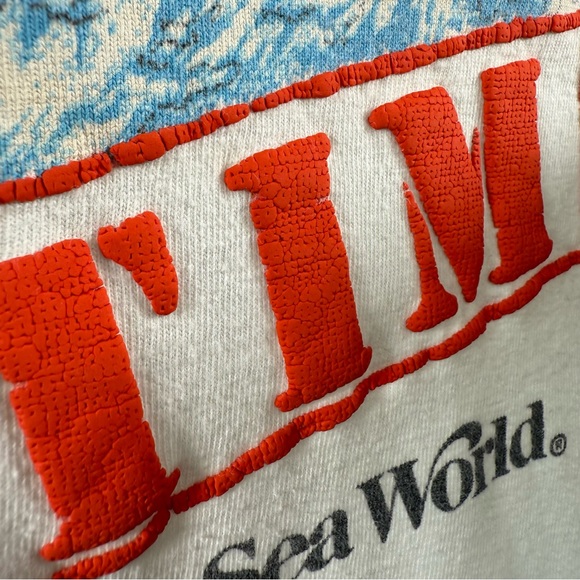 Vintage Shamu Sea World Graphic Splashed Victim Orca Whale Single Stitch Tee - Picture 4 of 13